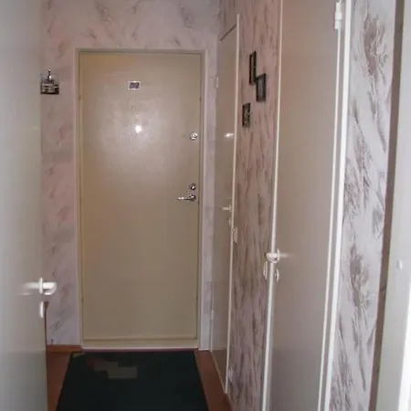 Cozy 2-room