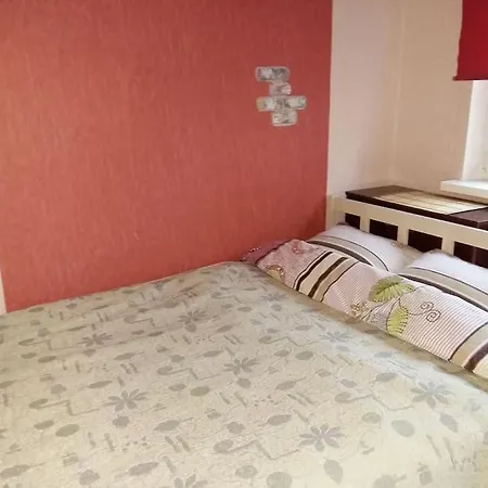 Cozy 2-room *